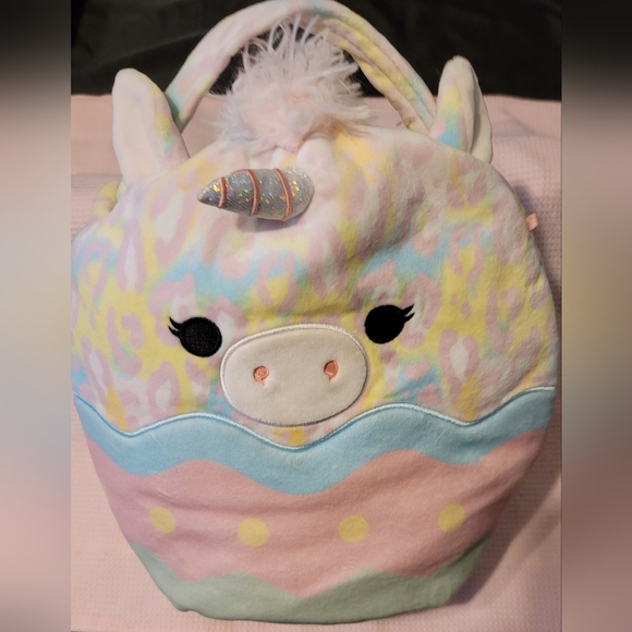 🥳 HOST PICK 🥳 SQUISMALLOWS EASTER BASKET! - Picture 2 of 16